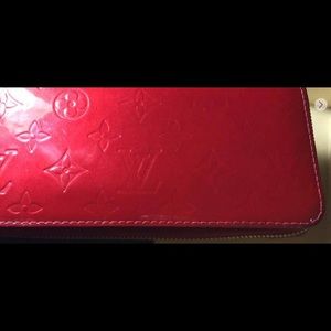 Louis Vuitton vernis wallet, authentic